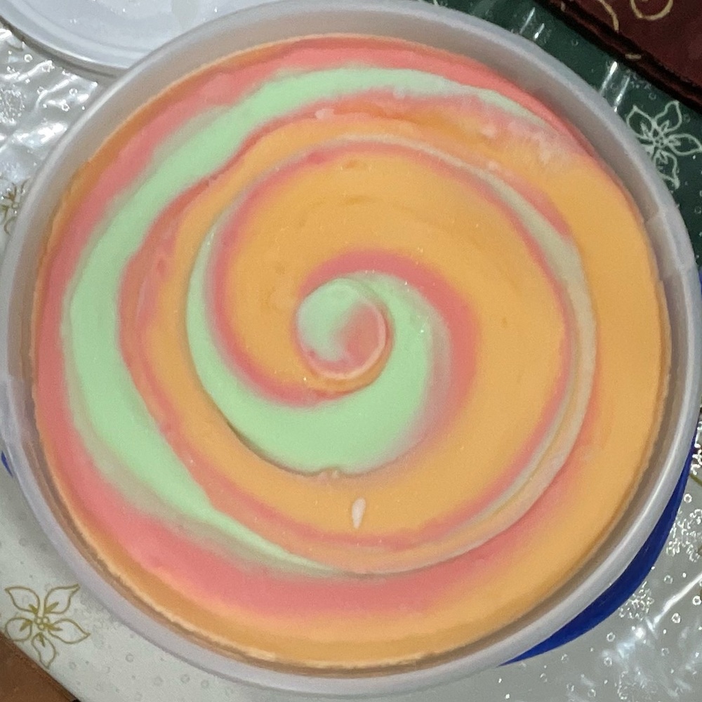 Meet your Posher, Qhyit